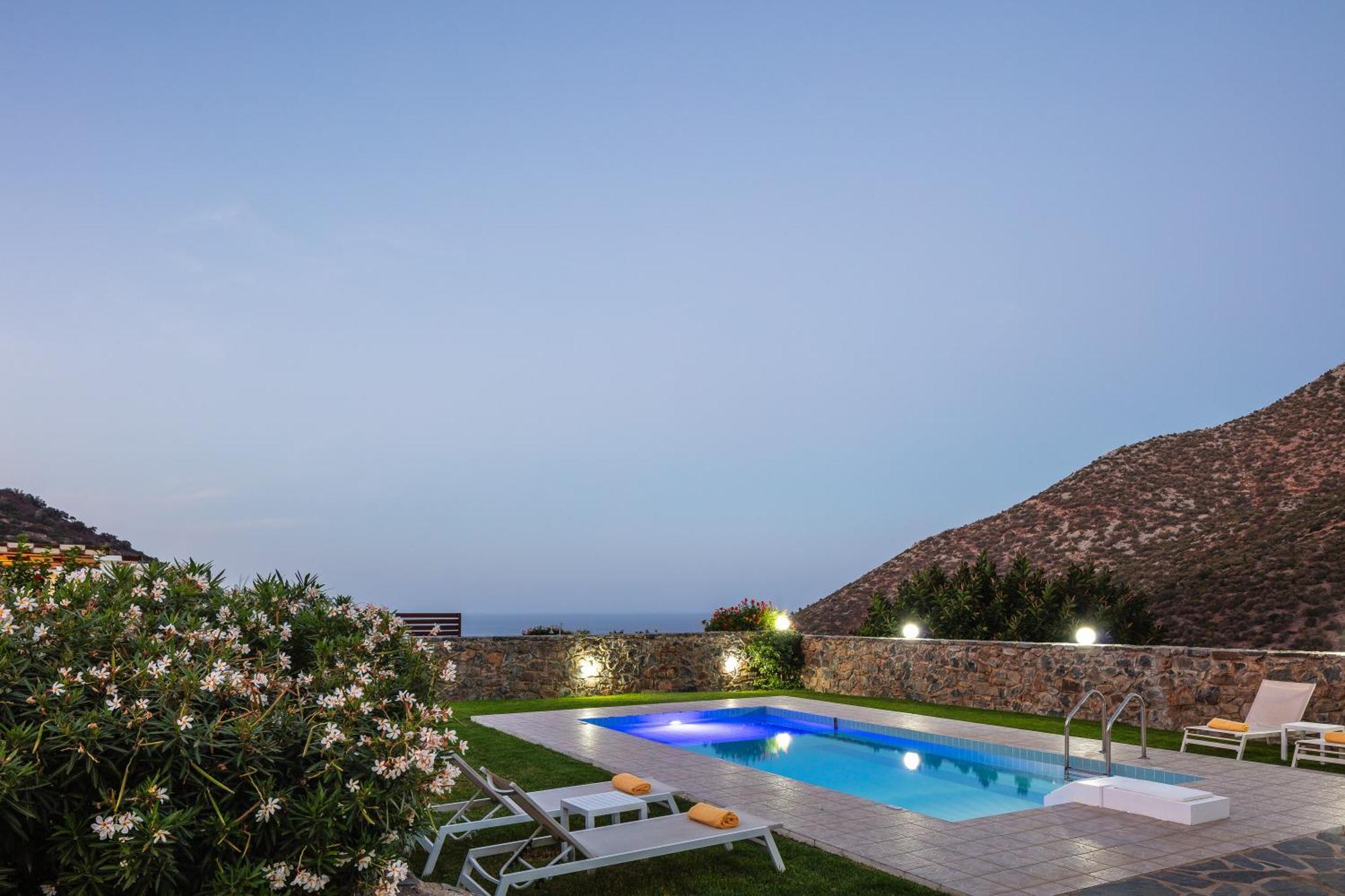 Real Dream Villas, Cretan Gems With Seaviews, By Thinkvilla Bali  Bagian luar foto